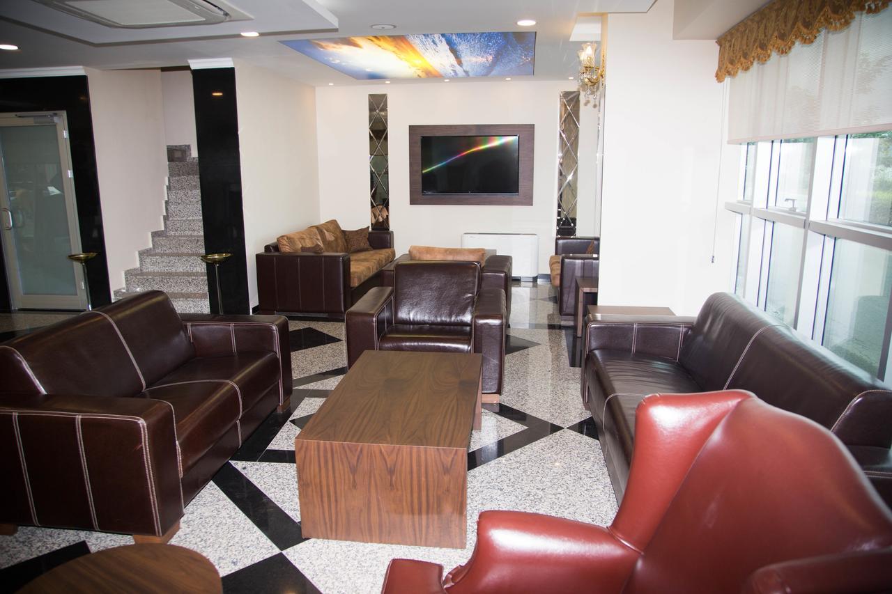 Hopa Nana Hotel מראה חיצוני תמונה